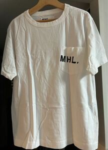 MHL ロゴTシャツ