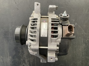  alternator Vitz NSP130 Toyota 1NR-FKE 27060-47270 DENSO 104211-3522 Dynamo generator 