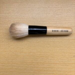 フェイスパウダーブラシ　BOBBI BROWN FACE BLENDER ボビーブラウン　フェイスブレンダー