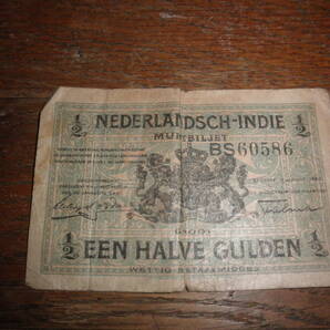 ★古い ネーデルランド オランダ お札 紙幣 1/2 NEDERLANDDSH-INDIE EEN HALVE GULDEN お金 アンティーク 印刷物★の画像1