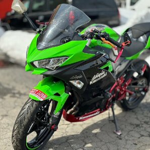 ●実働! Kawasaki カワサキ Ninja400 ニンジャ400 EX400G 2018年モデル カスタム アルマイト カーボンタンクガード 札幌発の画像1