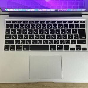 【美品♪】MacBook Air 2015 A1466[Core i5(5250U)1.6Ghz/RAM:4GB/SSD:128GB/13インチ]Catalina インストール済 動作品の画像2
