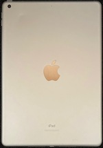 【本体・ペン・付属品フルセット／電池94%／完動】iPad第7世代32GB／シルバー／Wi-Fiモデル_画像2