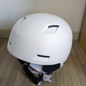 [LECAGE] スキー スノーボード　ヘルメット調整可能 取り出し可能 スキーゴーグル対応 新古品 ホワイト