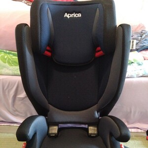 チャイルドシート ジュニアシートAPrica　AIrRIde