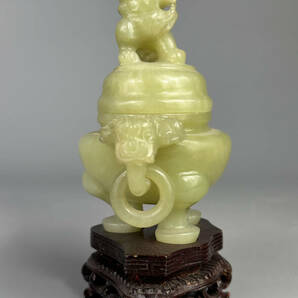 中国美術 玉石香炉 獅子三足玉香炉 唐木台付 唐物 時代物 香道具 の画像4