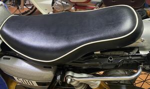 SR400 500 WM semi-double seat Ⅱ white piping 