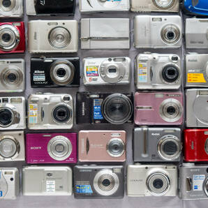 39 デジカメ ジャンク 80台 まとめ 纏め おまとめ 処分 未確認 大量 セット デジタルカメラ コンデジ 100台弱 SAMSUN SONY Nikon FUJIFILMの画像3