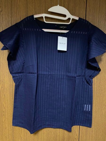【未使用】INDIVI 袖フリル 半袖 ネイビー