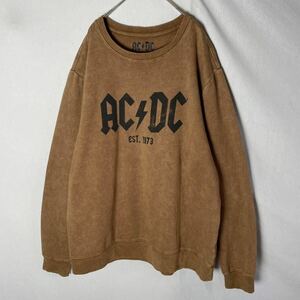 AC/DC プリントスウェットシャツトレーナー　古着　Lサイズ　ブラウン