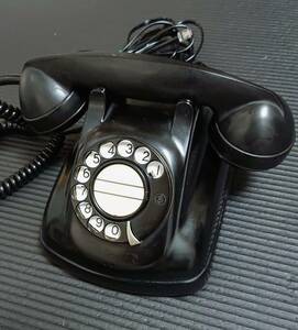 ４号A自動式電話機　1959年式（アンティーク　電話機　ダイヤル　黒電話　４号）
