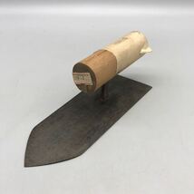 【新品 未使用】ヤマサ 山さ 左官コテ 人造用中首 165mm 道具 左官道具 左官 鏝 仕上げ コテ 職人 本職 大工 條九阪大 道具 おすすめ_画像2