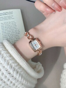 腕時計 レディース クォーツ 女性用腕時計 ローズゴールド キュートな白い四角い文字盤
