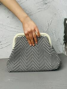  lady's bag clutch bag stripe color Contrast . geo me Trick . pattern . stylish cloche braided clutch 