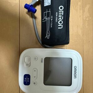 HCR-7201 オムロン上腕式血圧計