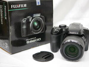 #2228 Fujifilm Finepix S8200 フジフィルム ファインピクス コンパクトデジタルカメラ