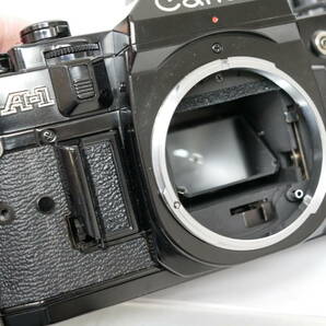 #0744 Canon A-1 2台 FD 28mm F2.8 50mm F1.4 キャノン 一眼レフフィルムカメラの画像7