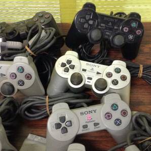 SONY Playstation PS3 PS2 PS1 34controllers working ソニー プレステ PS3 PS2 PS1 コントローラ 34台 動作品有 C672Tの画像7