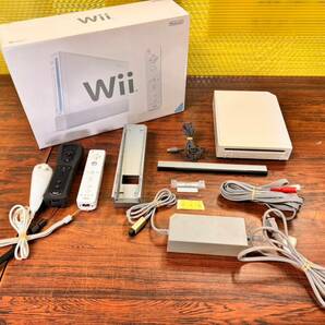 Nintendo Wii console 3controllers w/box tested 任天堂 Wii 本体1台 コントローラ3台 箱付き 動作確認済 D655Sの画像3