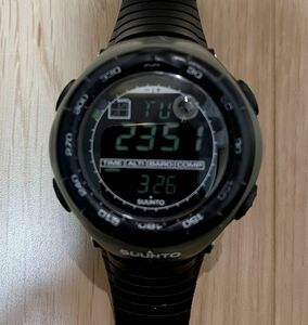 SUUNTO VECTOR ミリタリーグリーン スント ベクター 