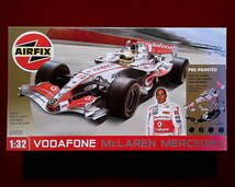 ★エアフィックス(A50008) 1/32 VODAFONE McLAREN MERCEDES /ハミルトン(ドライバー)付(定形外350円他)_画像1