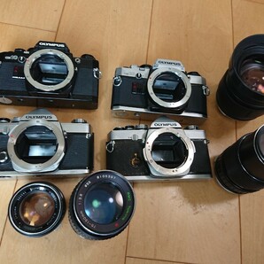 OM1 2台 OM10 2台 50mm F1.4 75-150mm 2本 28-200mm カメラ4台 レンズ4本 ストロボ ジャンク  オリンパス OLYMPUSの画像4