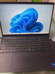 DELL 第11世代ノートPC Core i7 Inspiron 15 3511 本体