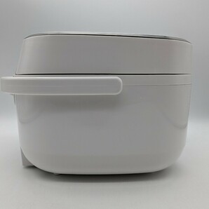 美品 動作品 シャープ SHARP ジャー炊飯器 KS-CF05C-W 白 黒厚釜 天面操作 LED表示 3合炊き 一人暮らし マイコン シンプル 炊飯ジャーの画像6