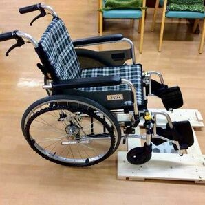 介護、グループホーム必見！車椅子用体重計 送料無料!の画像2