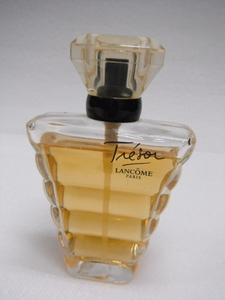 LANCOME ランコム Tresor トレゾア オードパルファム 50ml 香水 定形外郵便全国一律350円 D1-A