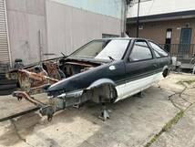 トレノ　ボディー　ハッチバック　AE86　レビン_画像3