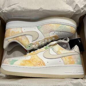 ※最終値下げ【新品未使用】Nike WMNS AIR FORCE 1 '07 LX (PASTEL PAISLEY)