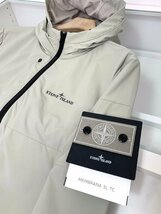 STONE ISLAND　メンズ　ジャケット　アウター　フード付き　パーカ　ロゴ有り　48-56　サイズ選択可能 b50_画像4