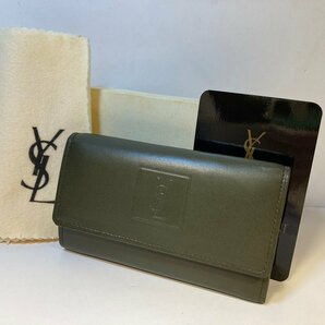 未使用 保管品 YVESSAINTLAURENT イヴサンローラン  5連キーケース カーキ色の画像1