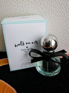 kate spade ケイト・スペード 香水 オーデパルファム walk on air ウォークオンエアー 30ml