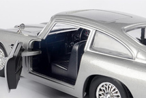 MOTOR MAX 1/24 アストンマーチン DB5 1965 シルバー 007 ゴールドフィンガー ボンドカー ASTON MARTIN DB5_画像5