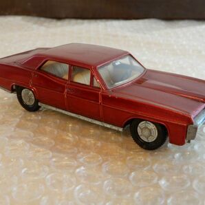 中古品 DINKY TOYS / ディンキー 173 PONTIAC PARISIENNE ミニカー 箱付き 当時物 レトロ 現状渡しの画像3