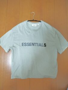 ESSENTIALS Tシャツ fear of god 　Lサイズ　エッセンシャルズ