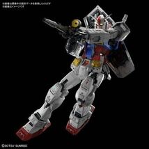 【1円】【アウトレット】PG UNLEASHED 機動戦士ガンダム RX-78-2 ガンダム 1/60スケール 色分け済みプラモデル_画像4