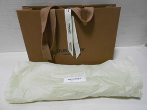バーバリー　BURBERRY★紙袋（リボン付）★３００×２１０×９０（mm）★