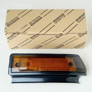 トヨタ スプリンタートレノ AE86 サイドターンシグナルランプ レンズ RH LENS SIDE TURN SIGNAL LAMP RH Genuine 純正 JDM OEM 未使用