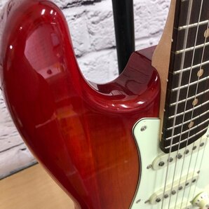 Squier by Fender Stratocaster スクワイア ストラトキャスター チェリーサンバースト  240417SK290573の画像9