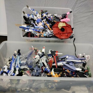 EG04z2 ガンプラ ガンダム パーツ取り プラモデル 組済 大量まとめ