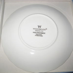 ウェッジウッド ワイルドストロベリー 12cm 小皿 2枚セット フリル小皿の画像5