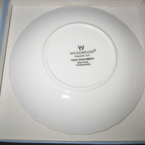 ウェッジウッド ワイルドストロベリー 12cm 小皿 2枚セット フリル小皿の画像4