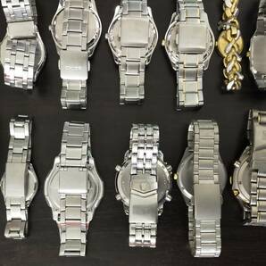 ジャンク クォーツ腕時計 30本おまとめ 総重量2.2kg 動作未確認 セイコー シチズン カシオ エルジンなどの画像10