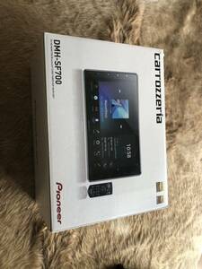 カロッツェリア DMH-SF700 9V型１DIN Pioneer ディスプレイオーディオ