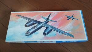 VEB Plasticart 1/100 IL-28