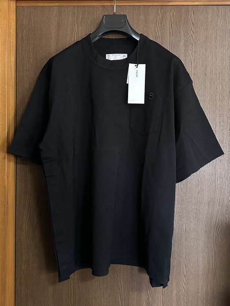 黒1新品 sacai サカイ メンズ S ロゴ パッチ Tシャツ ブラック 黒 23AW size 1 S 半袖 カットソー