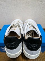 未使用 アディダス スタンスミス LUX HP2201 クリームホワイト オフホワイト パントーン adidas stansmith 白緑 グリーン 革 レザー 29.0cm_画像4